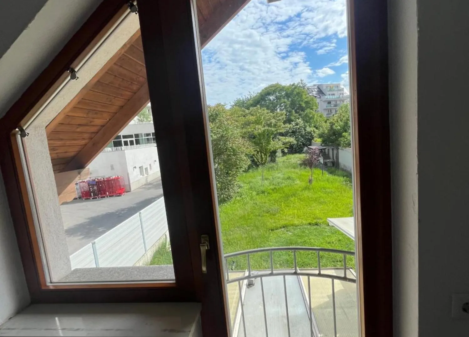 Prázdninový dům 4-Bedroom House & Large Garden Vídeň