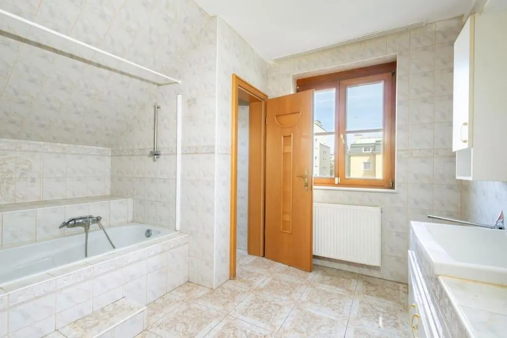 4-Bedroom House & Large Garden Вена